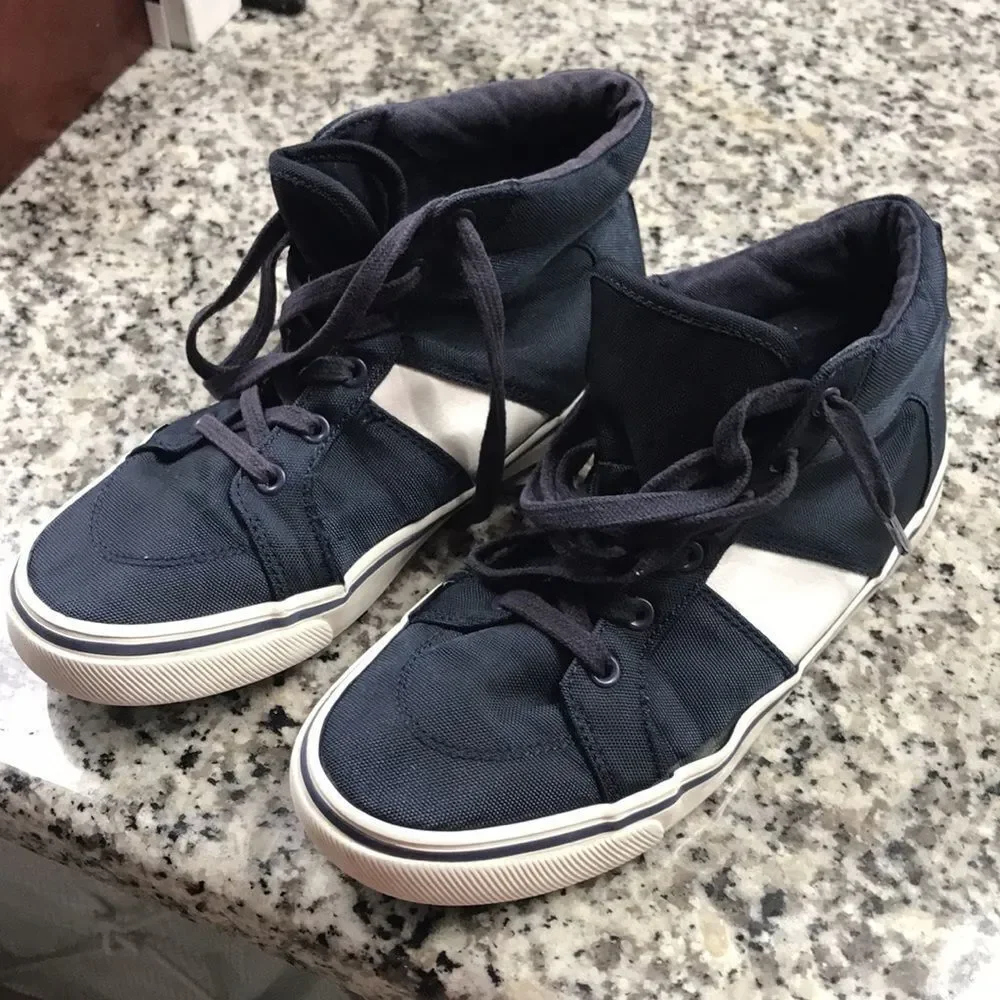 Old Navy casual shoes